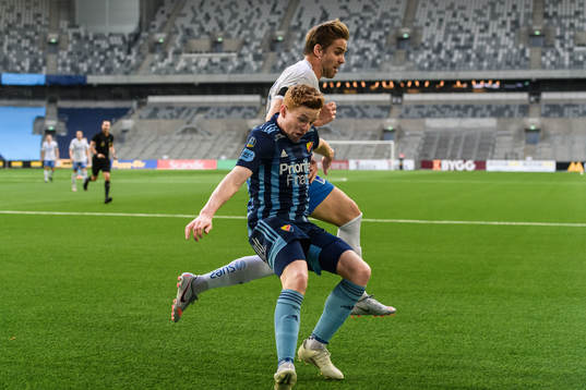 Djurgårdens Aslak Witry mot IFK Norrköpings Christoffer