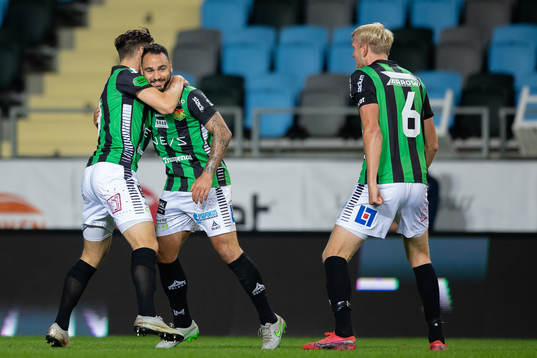 GAIS Richard Yarsuvat jublar med Adnan Maric