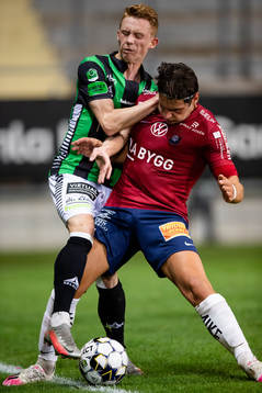 GAIS Julius Lindberg och Örgrytes Kevin Ackermann