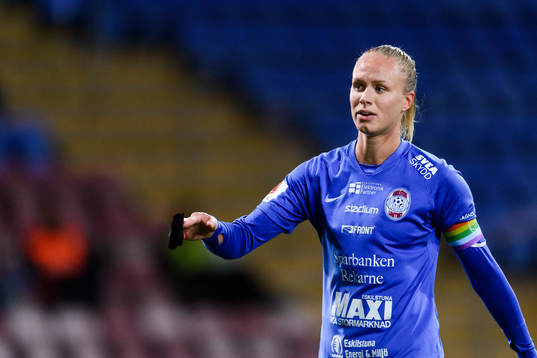 Eskilstunas Matilda Plan med sorgband