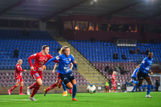 Eskilstunas Anna Oscarsson och Örebros Maja Regnås