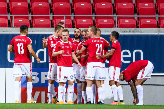 Kalmars Isak Magnusson jublar