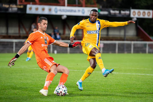 Husqvarnas målvakt Hussein Hamzi och IFK Göteborg