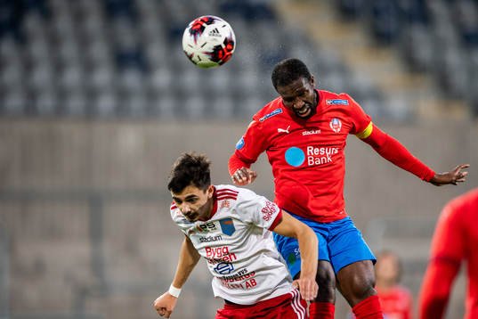 Halmias Max Odin Eggertsson och Helsingborgs Mohammed