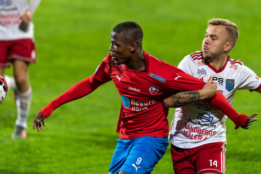 Helsingborgs Ravy Tsouka Dozi och Halmias Rasmus Bengtsson