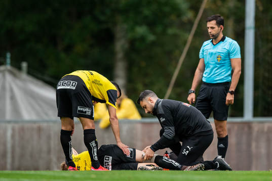 Häckens Jasse Tuominen får läkarvård