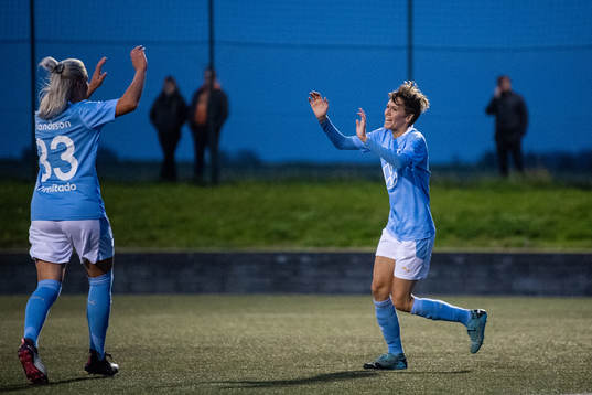 Malmö FFs Anna Hellsten (h) jublar