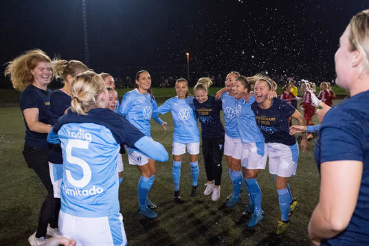 Malmö FFs spelare jublar