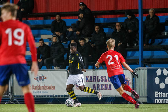 s Ebenezer Ofori och Karlslunds Pontus Hatula