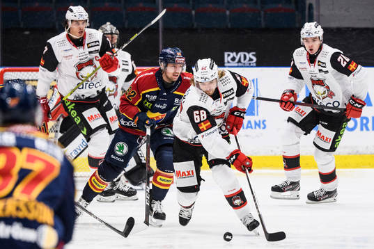 Malmö Redhawks Adam Brodecki och Djurgårdens Manuel Ågren
