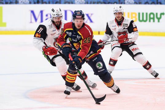 Malmö Redhawks Markus Lauridsen och Djurgårdens Sebastian