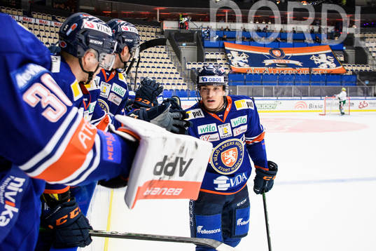 Växjös Pontus Holmberg jublar