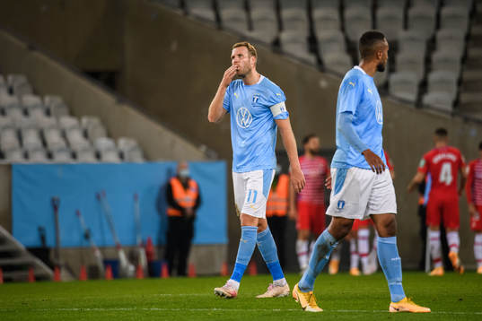 Ola Toivonen of Malmö FF looks dejected