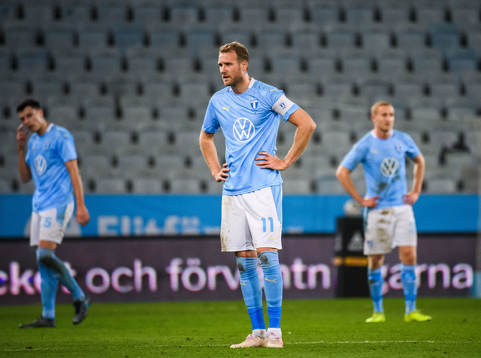 Ola Toivonen of Malmö FF looks dejected