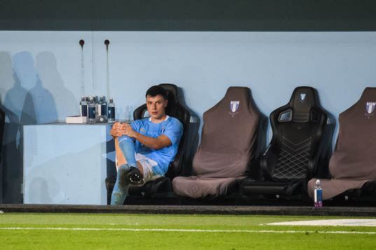 Anel Ahmedhodzic of Malmö FF looks dejected