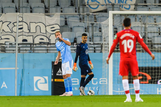 Ola Toivonen of Malmö FF in pain