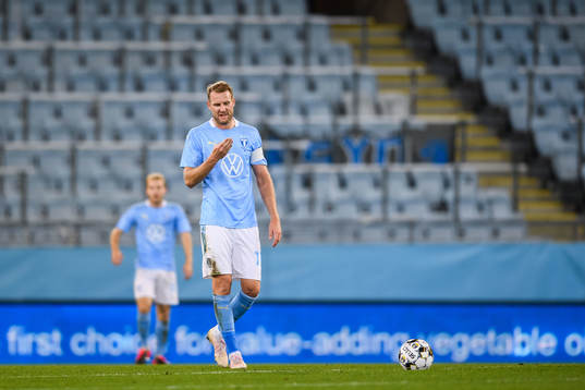 Ola Toivonen of Malmö FF looks dejected