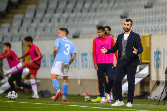 Head coach Diego Martinez Penas of Granada