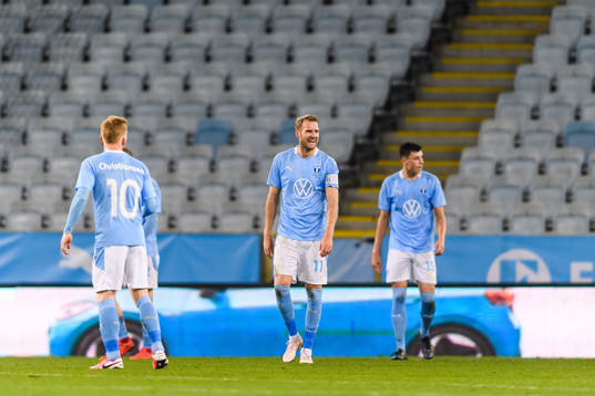 Ola Toivonen of Malmö FF looks dejected