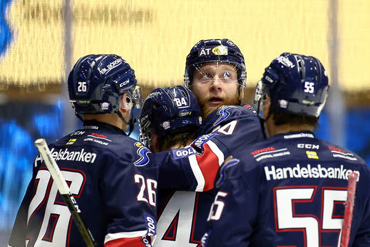 Linköpings Jonas Junland jublar