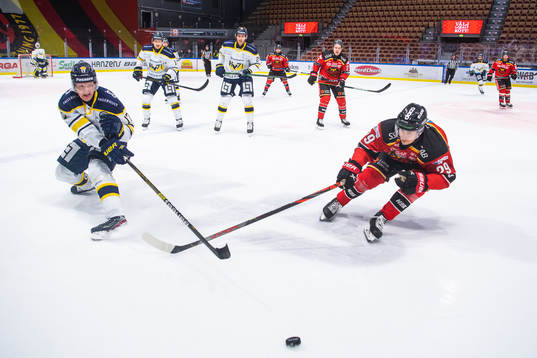 s Emil Johansson och Luleås Erik Gustafsson