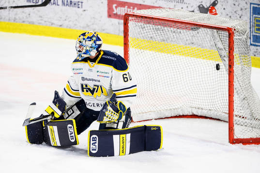 s målvakt Hugo Alnefelt släpper in 4-1