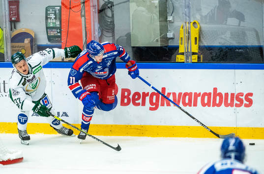 Oskarshamns Joakim Thelin och Färjestads Adam Ginning