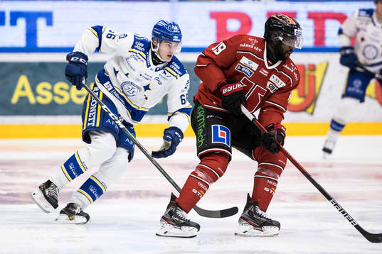 Leksands Nils Åman och Örebros Daniel Muzito Bagenda