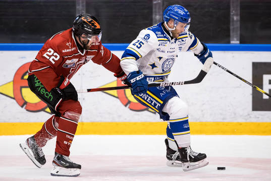 Örebros Jonathan Andersson och Leksands Carter Camper