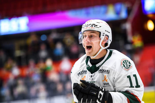 Väsbys Johan Lorraine reagerar
