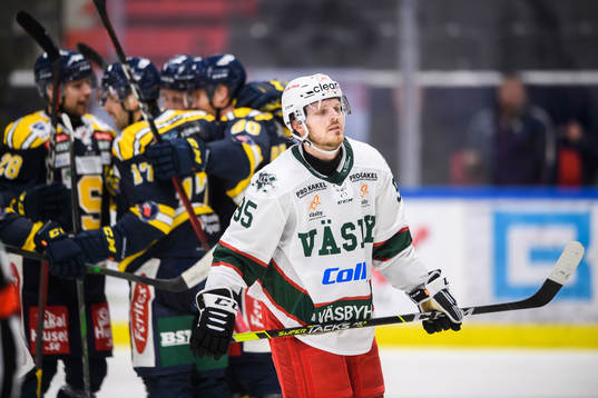 Väsbys Johannes Nilsson deppar