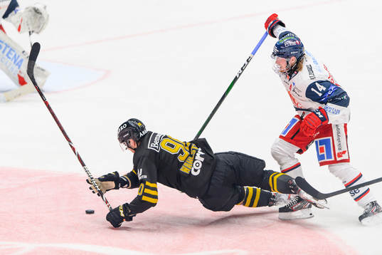 s Oliver Wahlström och Västerviks Erik Gustafsson