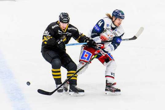 s Christian Kåsastul och Västerviks Axel Jonsson-Fjällby