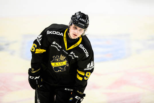 s Anton Karlsson deppar