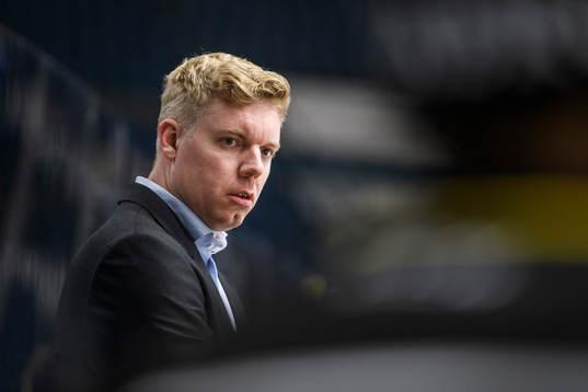 s assisterande tränare Anton Blomqvist