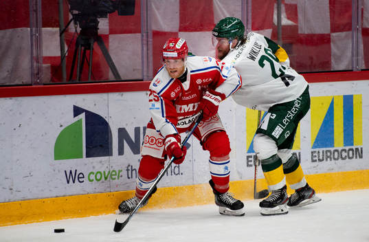 Timrås Jonathan Carlsson och Björklövens Alexander