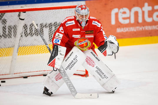 Almtunas målvakt Filip Larsson