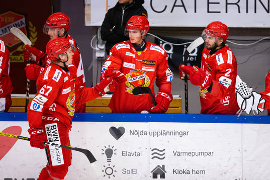 Almtunas Jesper Norbäck jublar