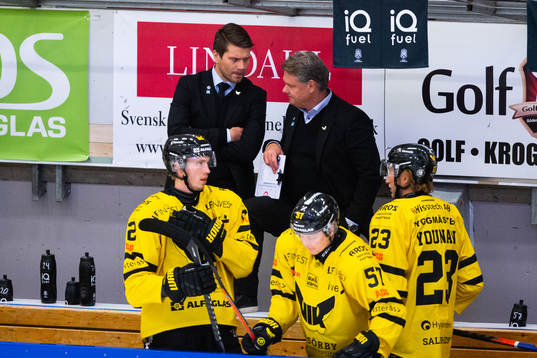 Västerås tränare Thomas Paananen och assisterande