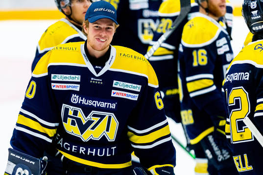s målvakt Hugo Alnefelt jublar