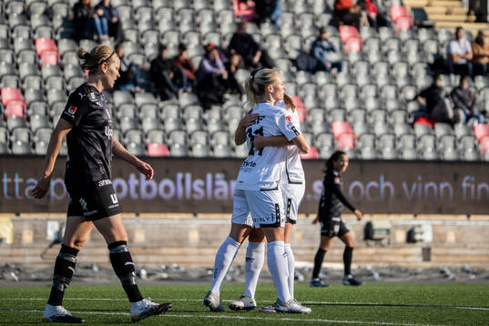 Göteborgs Rebecka Blomqvist jublar
