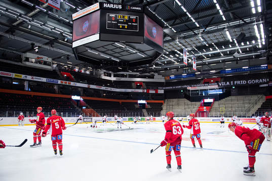 Modos spelare värmer upp