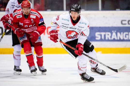 Modos Kalle Jellvert  och Vita Hästens Emil Lundberg