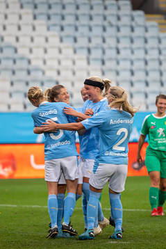 Malmö FFs Lovisa Wifvesson jublar