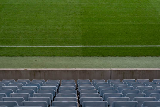 Tomma stolar på Eleda Stadion