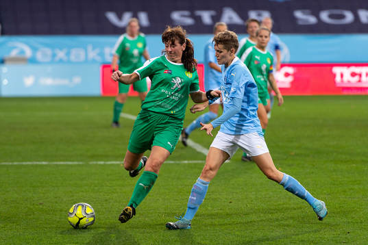 Lilla Beddinges Linda Silvermyr och Malmö FFs Anna Hellsten