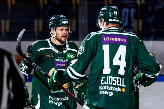 Färjestads Jacob Nilsson jublar
