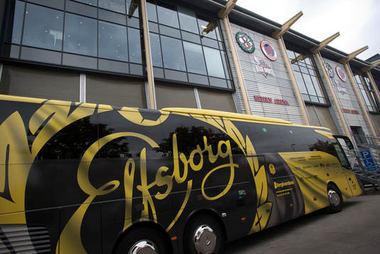 Elfsborgs buss utanför Behrn Arena
