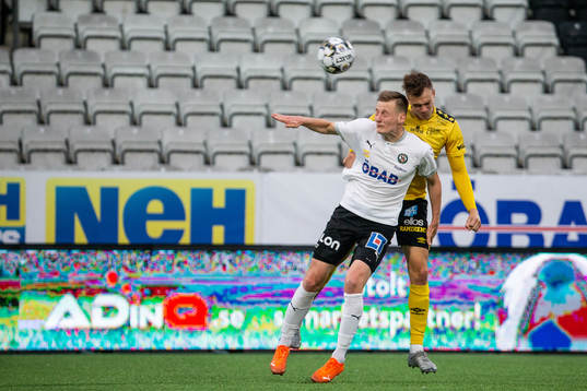 Örebros Rasmus Karjalainen och Elfsborgs Leo Väisänen