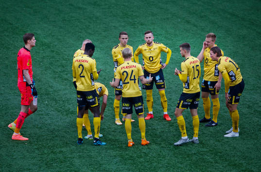 Elfsborgs Joseph Okumu, Johan Larsson och Leo Väisänen